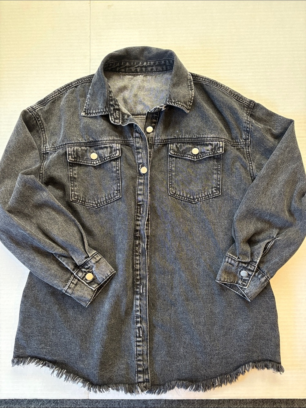 Women’s Washed Black Denim Jean Jacket - Casual Button-Front Coat
Size: Medium